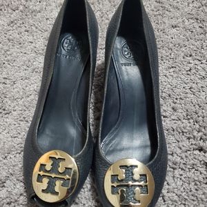 Tory burch sally 2 black Leather wedge weels
